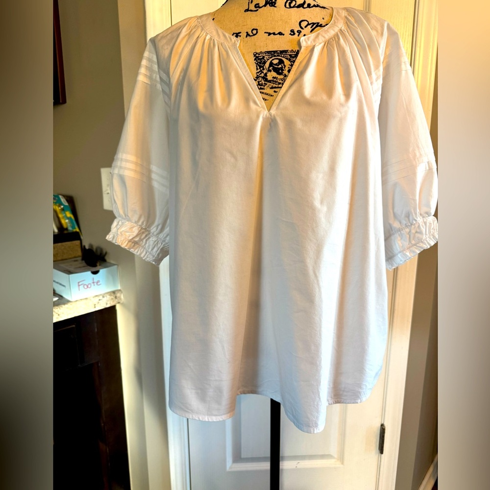 Chico’s White Cotton Top